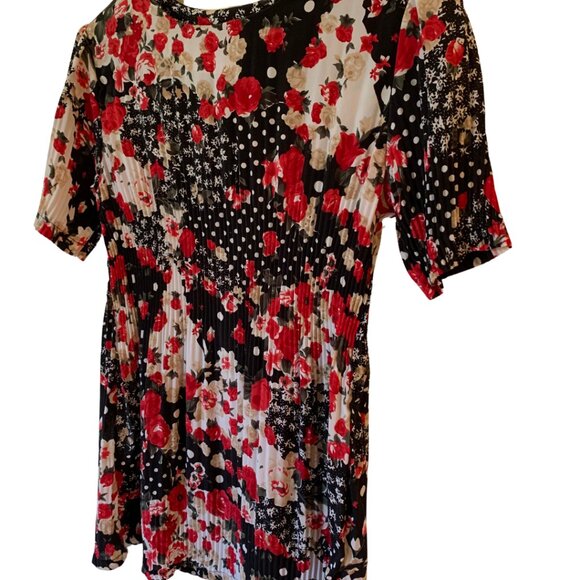 Black and Red Floral Womens Top | Tunic - Picture 3 of 3